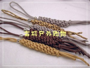 使用国产军规七芯伞绳编制的刀尾绳，手绳，绳结，圆结