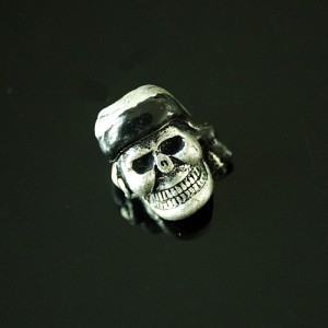 新款骷髅头刀坠-黑巾海盗直孔