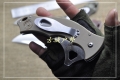 CSSD代工美国品牌背线锁440C战术折刀大小两款各3色